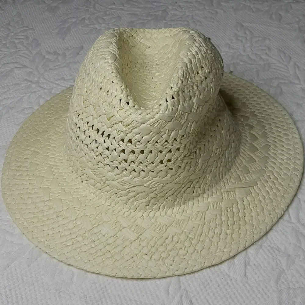 Jen&Co Cream Paper Hat NWT